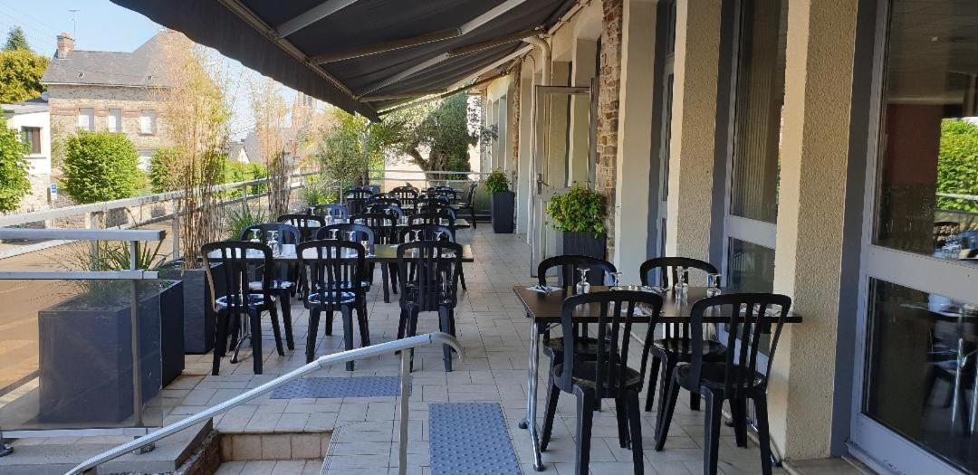 Hôtel Restaurant L'Espérance Vitré Exterior foto